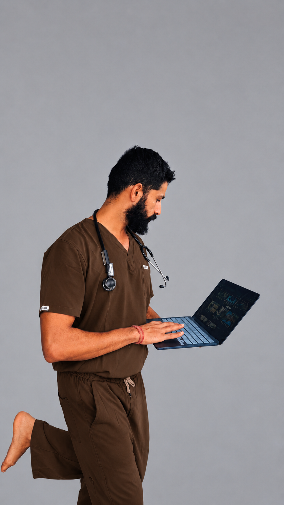 CHICITSA MEN SCRUBS SET - ESPRESSO BROWN